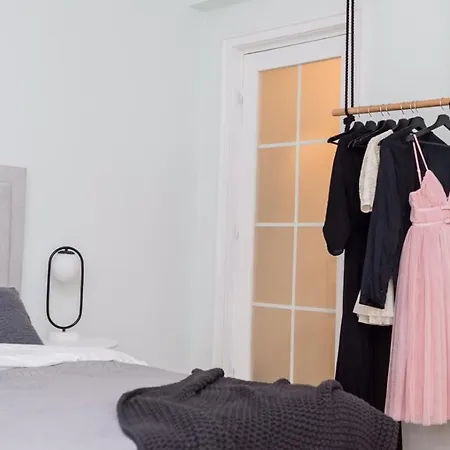 Explore The From Its Center In A Chic Balcony *