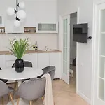 Explore The From Its Center In A Chic Balcony Apartman