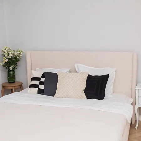 Explore The From Its Center In A Chic Balcony *