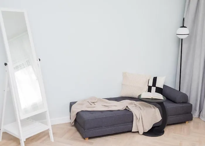 Apartament Explore The From Its Center In A Chic Balcony Bucureşti